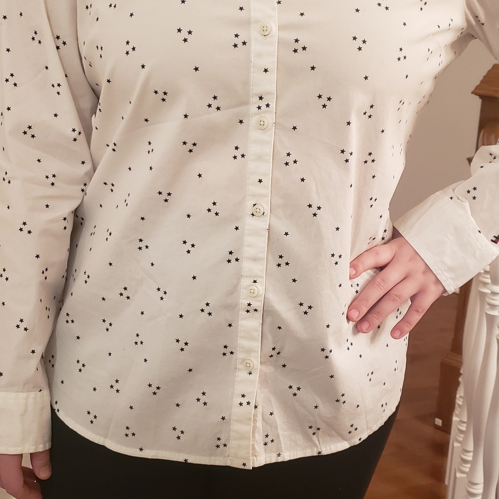 Tommy Hilfiger button down shirt like new - Picture 3 of 5